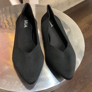 Mia black shoes